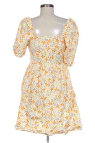 Рокля LC Waikiki, Размер M, Цвят Многоцветен, Цена 15,00 €