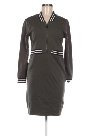 Рокля Madness, Размер M, Цвят Зелен, Цена 15,01 €