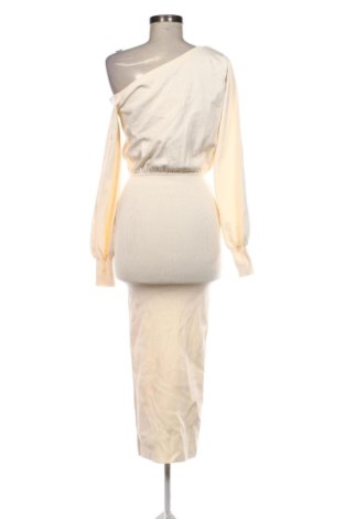 Рокля Michelle Keegan, Размер S, Цвят Екрю, Цена 41,55 €