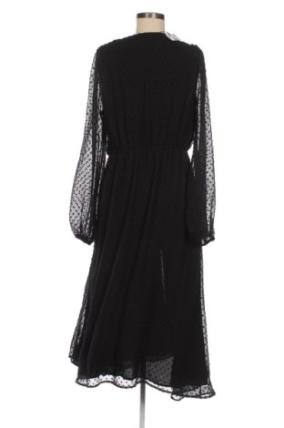 Рокля Mohito, Размер M, Цвят Черен, Цена 22,49 €