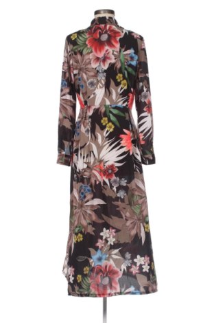 Рокля NEW COLLECTION, Размер M, Цвят Многоцветен, Цена 25,05 €