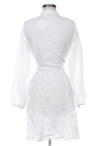 Рокля ONLY, Размер M, Цвят Бял, Цена 17,39 €