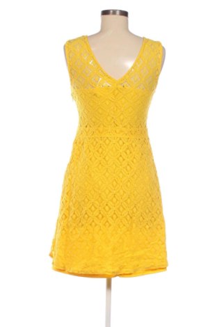 Šaty  ONLY, Velikost M, Barva Žlutá, Cena  199,00 Kč