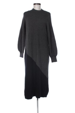 Рокля Object, Размер M, Цвят Многоцветен, Цена 56,24 €