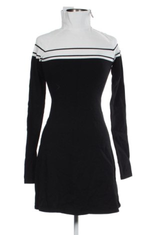 Рокля Patrizia Pepe, Размер XXS, Цвят Черен, Цена 104,81 €