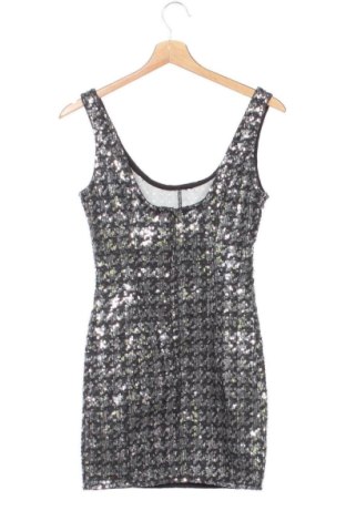 Kleid Pretty Little Thing, Größe XS, Farbe Silber, Preis € 48,00