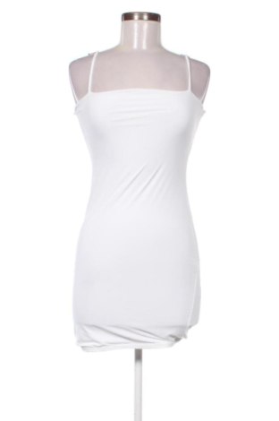 Šaty  Pretty Little Thing, Velikost M, Barva Bílá, Cena  899,00 Kč