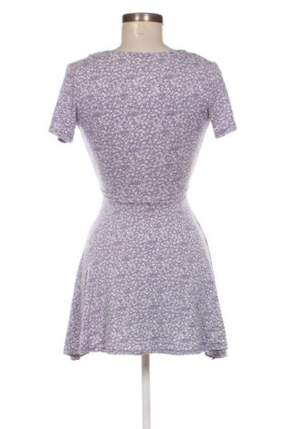 Šaty  Pull&Bear, Veľkosť XS, Farba Viacfarebná, Cena  23,95 €