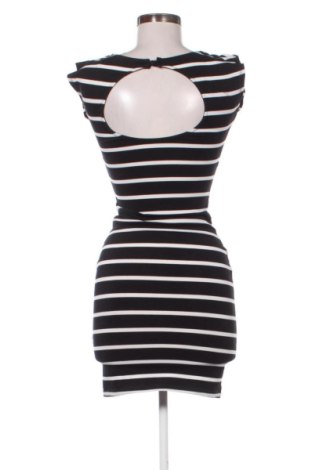 Рокля Pull&Bear, Размер S, Цвят Многоцветен, Цена 19,94 €