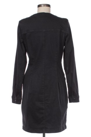 Рокля Reserved, Размер M, Цвят Черен, Цена 19,95 €