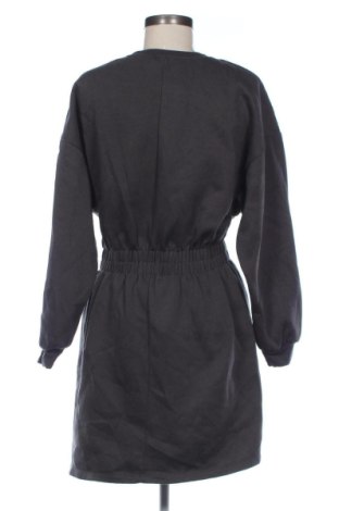 Рокля Reserved, Размер M, Цвят Сив, Цена 20,00 €