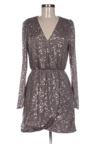 Рокля Reserved, Размер M, Цвят Сребрист, Цена 29,73 €