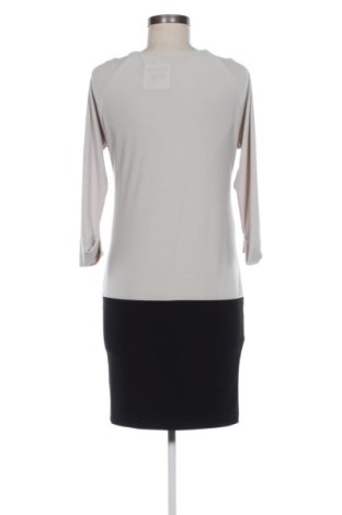 Рокля Rinascimento, Размер S, Цвят Многоцветен, Цена 41,91 €