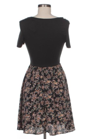 Šaty  SHEIN, Veľkosť S, Farba Viacfarebná, Cena  19,94 €