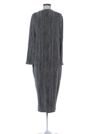 Рокля SHEIN, Размер 4XL, Цвят Многоцветен, Цена 13,29 €