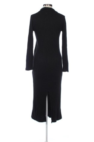 Рокля Sinsay, Размер L, Цвят Черен, Цена 19,97 €