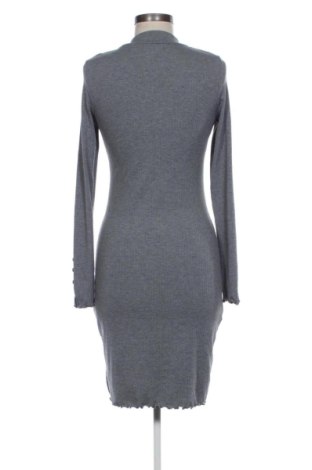 Рокля Sinsay, Размер M, Цвят Сив, Цена 20,00 €