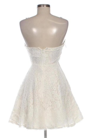 Φόρεμα Tally Weijl, Μέγεθος M, Χρώμα Εκρού, Τιμή 29,67 €