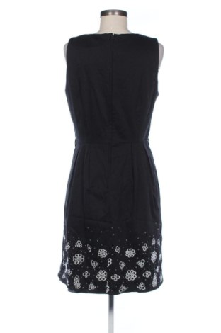 Рокля Target Dry, Размер L, Цвят Черен, Цена 25,00 €