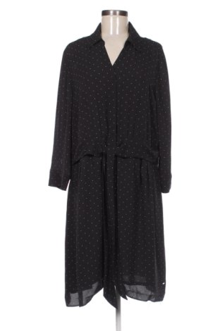 Рокля Tommy Hilfiger, Размер XL, Цвят Многоцветен, Цена 44,48 €