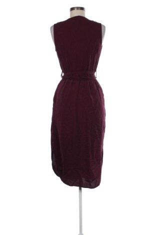 Šaty  Trendyol, Velikost XS, Barva Červená, Cena  359,00 Kč