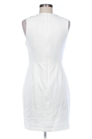 Рокля Trendyol, Размер M, Цвят Бял, Цена 55,00 €