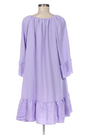Kleid Unbranded, Größe M, Farbe Lila, Preis 25,99 €