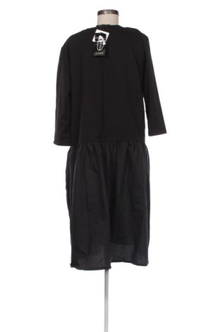 Šaty  Unbranded, Veľkosť 4XL, Farba Viacfarebná, Cena  32,00 €