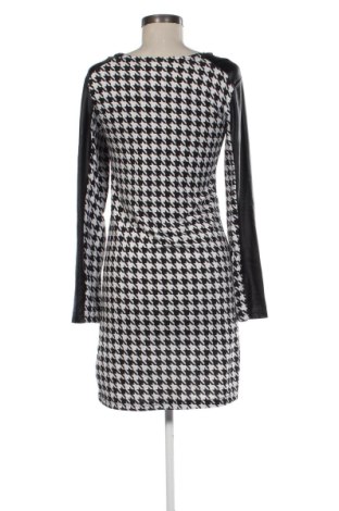 Рокля Unbranded, Размер S, Цвят Многоцветен, Цена 19,94 €