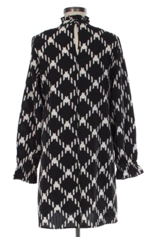 Рокля Vero Moda, Размер S, Цвят Многоцветен, Цена 13,81 €