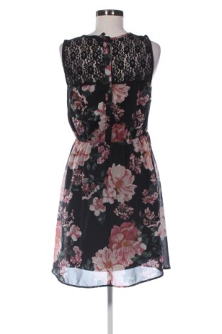 Φόρεμα Vero Moda, Μέγεθος M, Χρώμα Πολύχρωμο, Τιμή 13,79 €