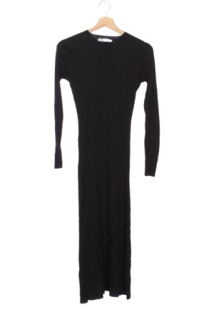 Рокля Zara, Размер M, Цвят Черен, Цена 10,73 €, #135808083