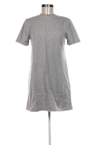 Рокля Zara, Размер M, Цвят Сив, Цена 13,81 €
