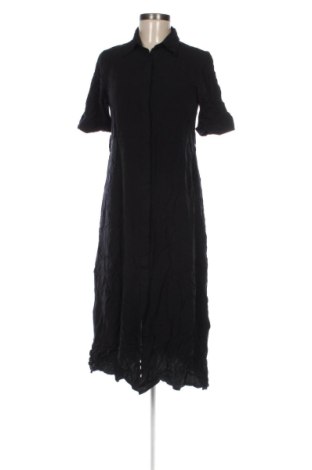 Ruha Zuiki, Méret S, Szín Fekete, Ár 9 289 Ft