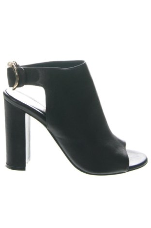 Sandały GiAnni, Rozmiar 38, Kolor Czarny, Cena 278,64 zł