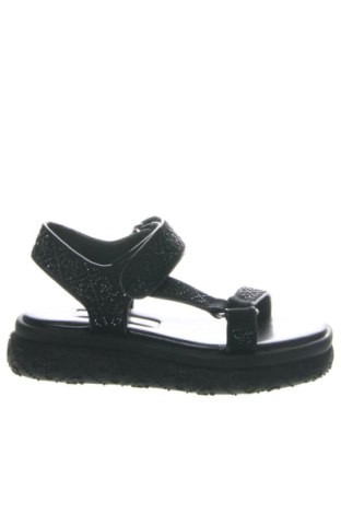 Sandále Guess, Veľkosť 38, Farba Čierna, Cena  94,95 €