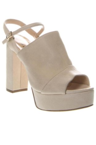 Szandálok L' Arianna, Méret 40, Szín Ekrü
, Ár 16 116 Ft