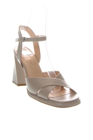 Сандали Unbranded, Размер 39, Цвят Бежов, Цена 32,00 €