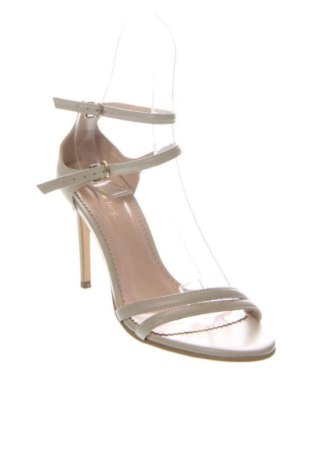 Сандали Unbranded, Размер 37, Цвят Бежов, Цена 47,57 €