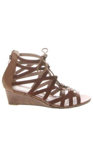 Σανδάλια Young Spirit, Μέγεθος 39, Χρώμα Καφέ, Τιμή 39,00 €