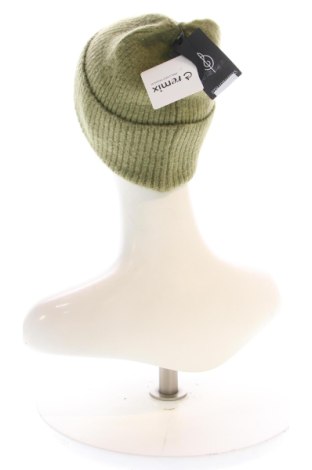 Čepice  Stradivarius, Barva Zelená, Cena  227,00 Kč