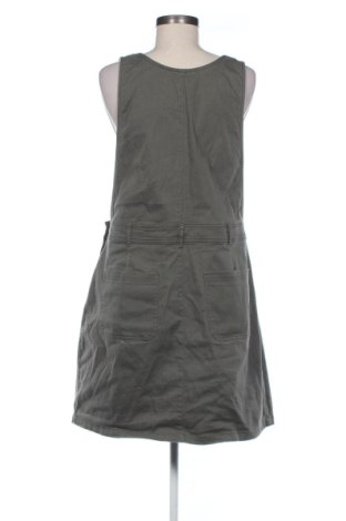 Latzkleid Janina, Größe XL, Farbe Grün, Preis 20,00 €