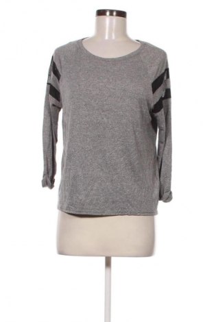 Dámská halenka H&M Divided, Velikost S, Barva Šedá, Cena  49,00 Kč