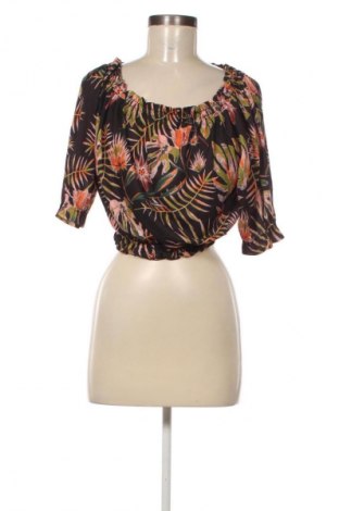 Γυναικεία μπλούζα Pull&Bear, Μέγεθος M, Χρώμα Πολύχρωμο, Τιμή 1,99 €