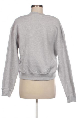 Dámská halenka Pull&Bear, Velikost L, Barva Šedá, Cena  99,00 Kč