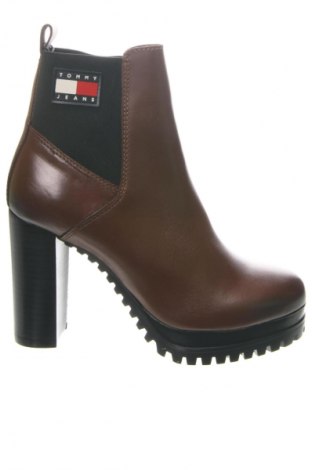 Дамски боти Tommy Jeans, Размер 37, Цвят Кафяв, Цена 36,81 €