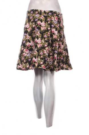 Пола Unbranded, Размер M, Цвят Многоцветен, Цена 2,04 €