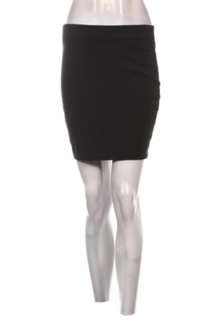 Пола Amisu, Размер S, Цвят Черен, Цена 2,04 €