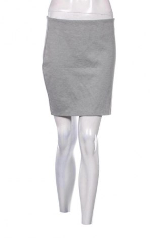 Пола Cubus, Размер M, Цвят Сив, Цена 2,04 €