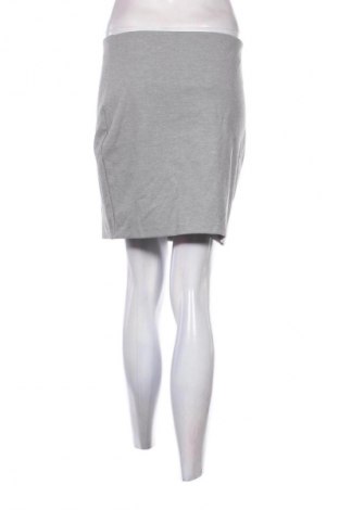 Пола Cubus, Размер M, Цвят Сив, Цена 2,04 €